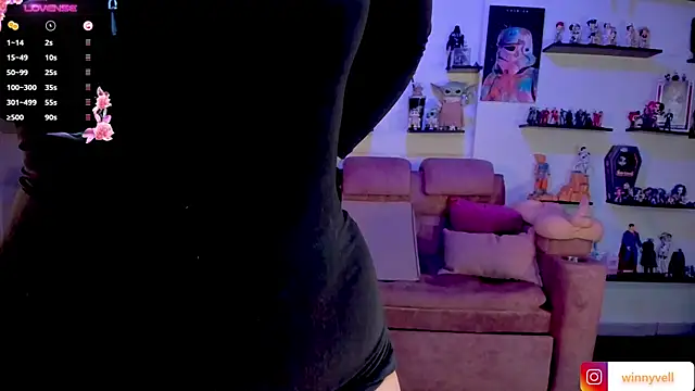 winnylove1 online show from June 2026 11:35:02 PM