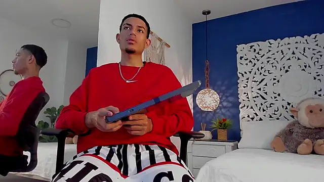 Snapshot of Adonis_WB chatting on September 2025 04:50:01 PM Adonis WB online show from September 2025 04:50:01 PM