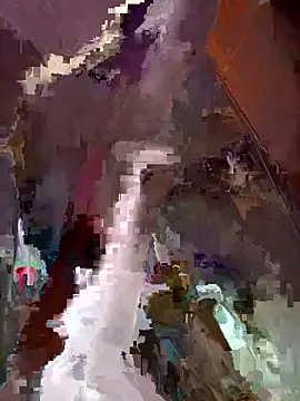 Snapshot of Tlynn chatting on September 2025 07:28:02 PM Tlynn online show from September 2025 07:28:02 PM