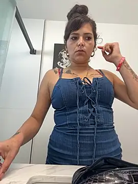 intoxicated13 online show from November 2025 04:20:02 PM