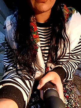 ezgi2545 online show from April 2026 10:35:02 PM