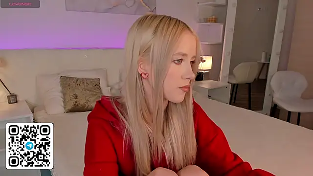 Snapshot of Anellyball chatting on April 2026 09:26:02 AM Anellyball online show from April 2026 09:26:02 AM