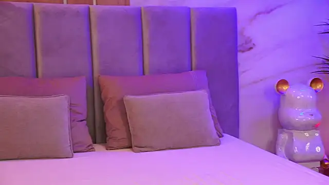 EllyLynn online show from January 2026 08:14:02 PM