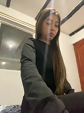 Snapshot of Sara-cooper2 chatting on October 2025 11:03:01 PM Sara-cooper2 online show from October 2025 11:03:01 PM