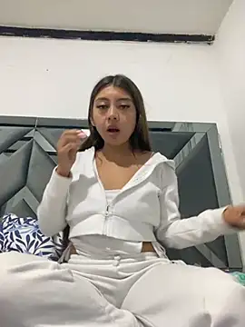 Snapshot of Sara-cooper2 chatting on November 2025 03:51:02 AM Sara-cooper2 online show from November 2025 03:51:02 AM