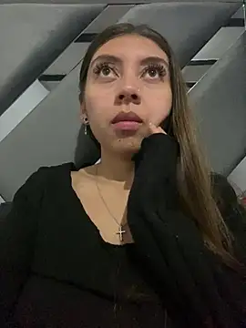 Sara-cooper2 online show from March 2026 02:37:01 AM