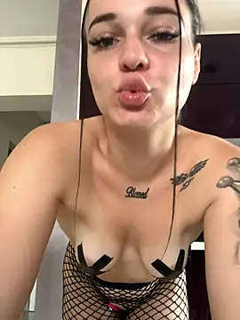 Snapshot of Baby_Eva23 chatting on September 2025 10:58:02 AM Baby Eva23 online show from September 2025 10:58:02 AM