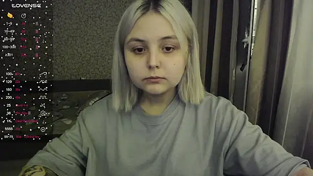 Snapshot of vendymories chatting on November 2025 02:00:01 AM vendymories online show from November 2025 02:00:01 AM