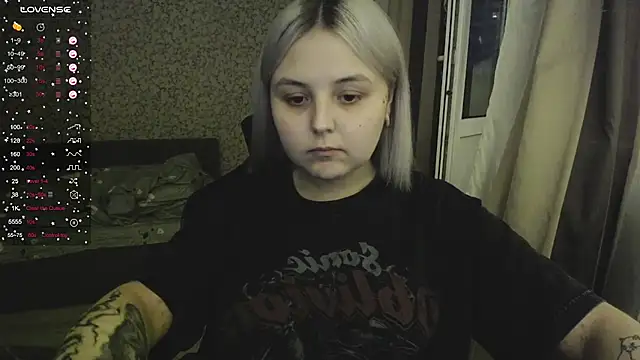 Snapshot of vendymories chatting on November 2025 05:07:01 AM vendymories online show from November 2025 05:07:01 AM