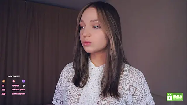 Snapshot of NguyetHankey chatting on September 2025 03:28:02 PM NguyetHankey online show from September 2025 03:28:02 PM