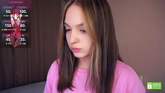 Snapshot of NguyetHankey chatting on October 2025 03:22:02 PM NguyetHankey online show from October 2025 03:22:02 PM