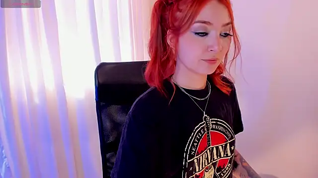 Snapshot of Isis-Blaze chatting on April 2026 07:34:02 PM Isis-Blaze online show from April 2026 07:34:02 PM