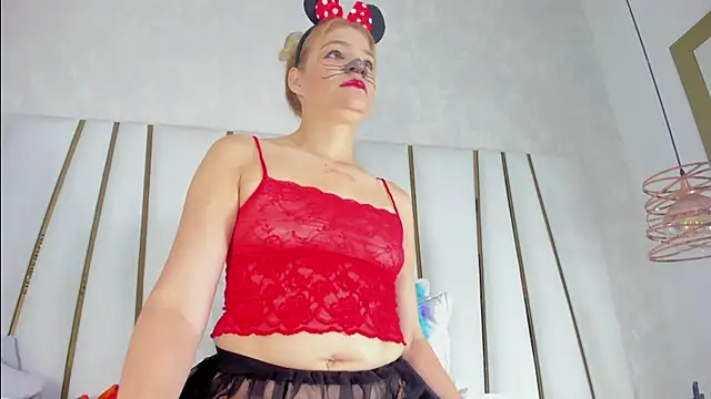 Snapshot of bonnie_sm chatting on October 2025 11:51:02 AM bonnie sm online show from October 2025 11:51:02 AM