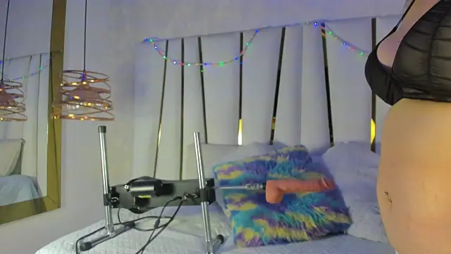 Snapshot of bonnie_sm chatting on November 2025 07:19:01 PM bonnie sm online show from November 2025 07:19:01 PM