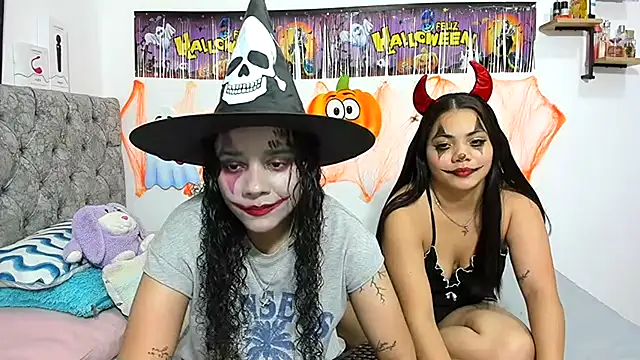 Snapshot of nay_and_aleja1 chatting on October 2025 03:29:02 AM nay and aleja1 online show from October 2025 03:29:02 AM