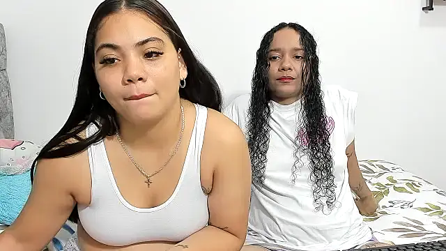 Snapshot of nay_and_aleja1 chatting on November 2025 02:55:01 AM nay and aleja1 online show from November 2025 02:55:01 AM