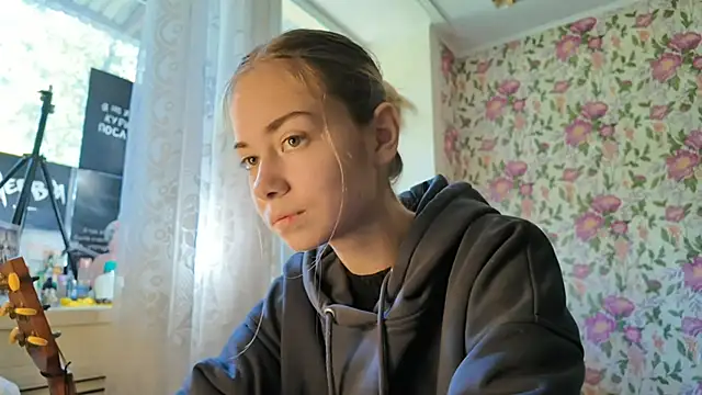 Snapshot of Witching_Moon chatting on September 2025 07:41:01 AM Witching Moon online show from September 2025 07:41:01 AM