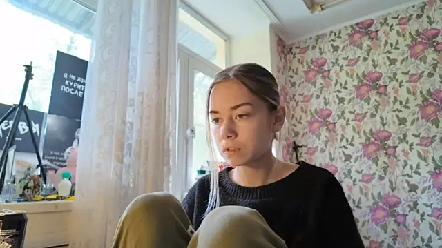 Snapshot of Witching_Moon chatting on September 2025 08:16:01 AM Witching Moon online show from September 2025 08:16:01 AM