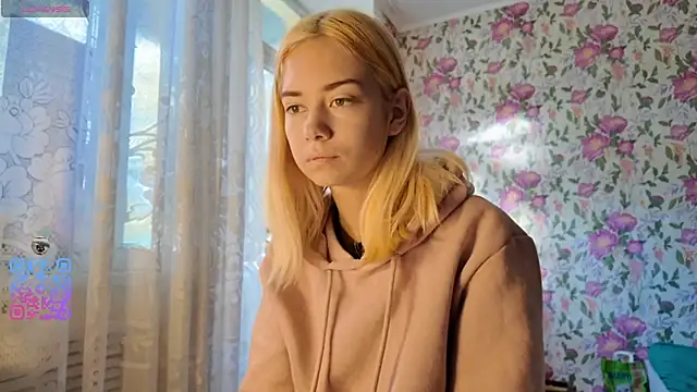 Snapshot of Witching_Moon chatting on October 2025 05:35:02 AM Witching Moon online show from October 2025 05:35:02 AM