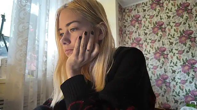 Snapshot of Witching_Moon chatting on October 2025 07:28:01 AM Witching Moon online show from October 2025 07:28:01 AM