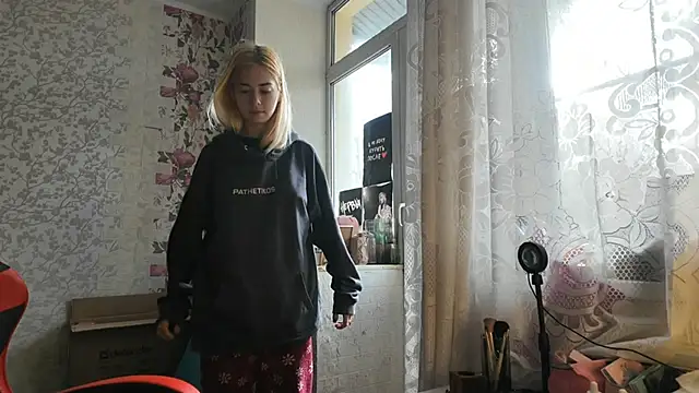 Snapshot of Witching_Moon chatting on October 2025 07:31:02 AM Witching Moon online show from October 2025 07:31:02 AM