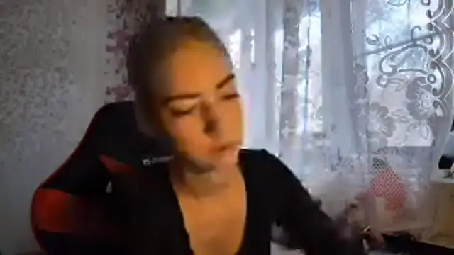 Snapshot of Witching_Moon chatting on November 2025 07:30:02 AM Witching Moon online show from November 2025 07:30:02 AM