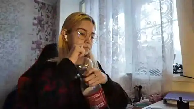 Snapshot of Witching_Moon chatting on November 2025 07:30:02 AM Witching Moon online show from November 2025 07:30:02 AM