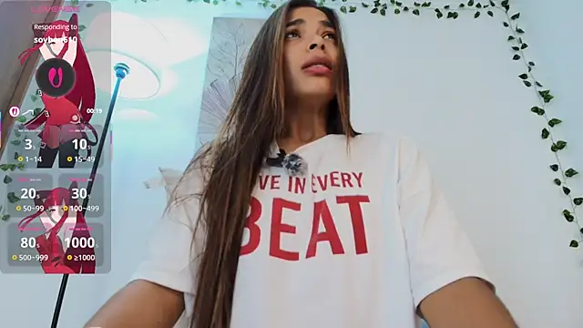 Snapshot of Nicolle_swt chatting on September 2025 01:34:02 PM Nicolle swt online show from September 2025 01:34:02 PM