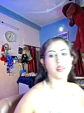 Snapshot of Love_Beauty01 chatting on June 2026 06:45:01 PM Love Beauty01 online show from June 2026 06:45:01 PM