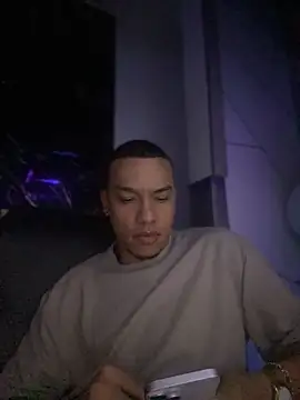 AlphaMasterXxx online show from October 2025 05:19:02 AM