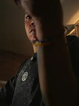 AlphaMasterXxx online show from June 2026 05:43:02 AM