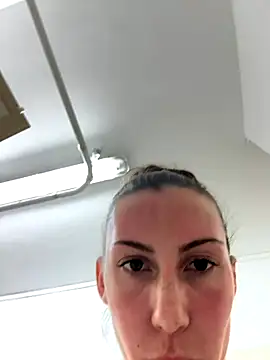 MilaRenee online show from September 2025 06:31:02 PM