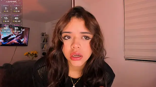 NikaVelvet1 online show from November 2025 11:37:01 PM