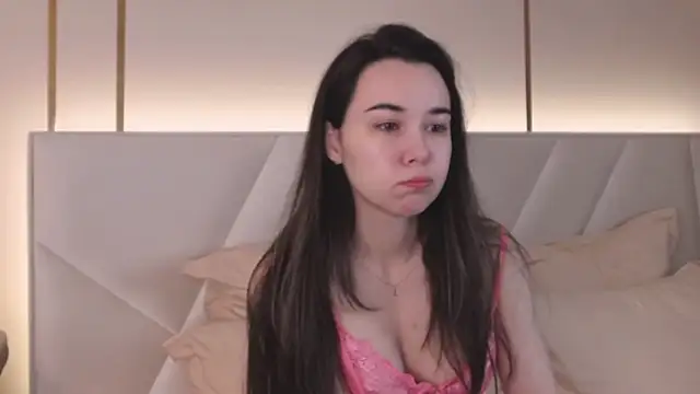 Snapshot of MiaMarlow chatting on September 2025 05:28:02 AM MiaMarlow online show from September 2025 05:28:02 AM