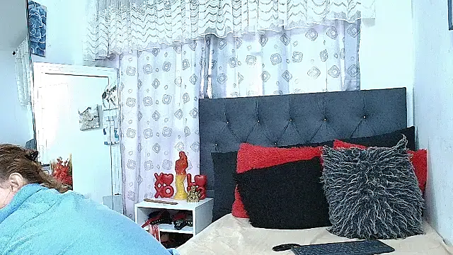 Snapshot of Victoriacoperino chatting on November 2025 03:33:02 PM Victoriacoperino online show from November 2025 03:33:02 PM