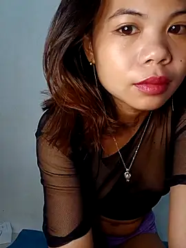 Sexxie Ella22 online show from September 2025 07:48:01 PM