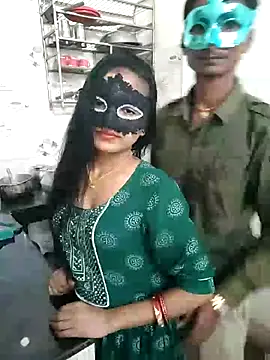 LOVE568 online show from November 2025 04:46:01 AM