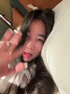 Snapshot of luluya1314 chatting on March 2026 03:18:01 PM luluya1314 online show from March 2026 03:18:01 PM