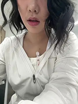 Snapshot of luluya1314 chatting on April 2026 10:32:01 AM luluya1314 online show from April 2026 10:32:01 AM