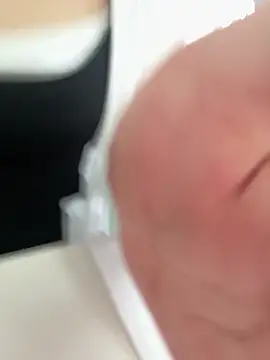 Snapshot of luluya1314 chatting on April 2026 07:04:01 AM luluya1314 online show from April 2026 07:04:01 AM