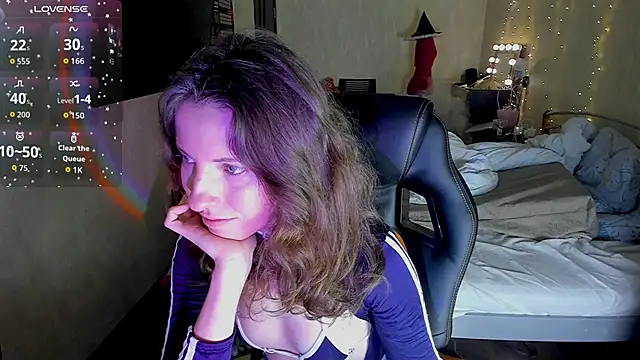 Snapshot of Agata_in_Wonderland chatting on November 2025 01:44:01 PM Agata in Wonderland online show from November 2025 01:44:01 PM