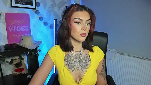 Snapshot of Nova_SIN chatting on May 2026 06:09:02 AM Nova SIN online show from May 2026 06:09:02 AM