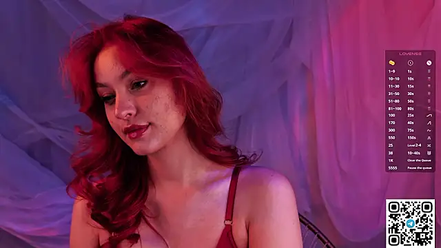 GildedKitten online show from February 2026 08:27:01 PM