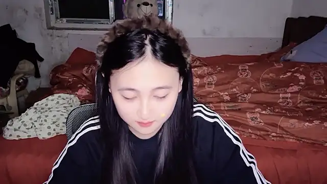 xxz98 online show from October 2025 01:34:02 PM