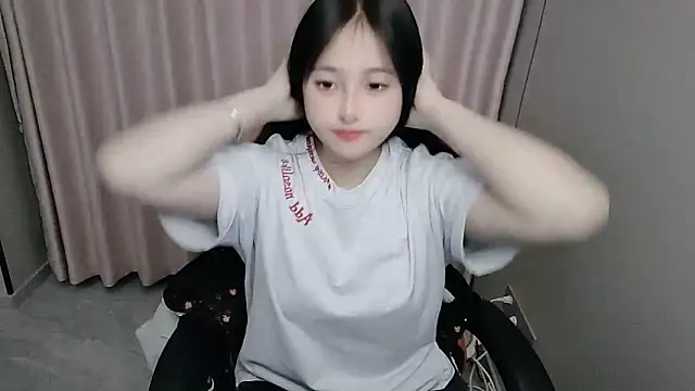 Snapshot of xxz98 chatting on April 2026 11:15:02 AM xxz98 online show from April 2026 11:15:02 AM