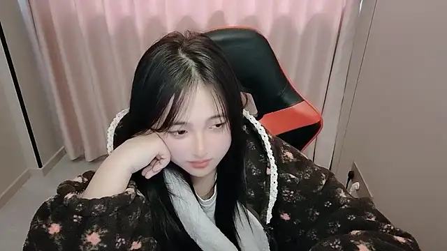 Snapshot of xxz98 chatting on April 2026 07:45:01 AM xxz98 online show from April 2026 07:45:01 AM