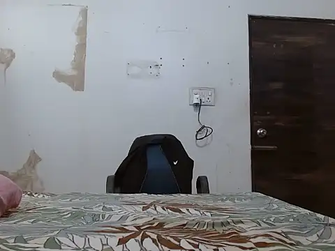 Snapshot of soya_queen chatting on October 2025 02:12:02 AM soya queen online show from October 2025 02:12:02 AM