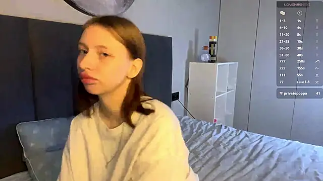 Snapshot of EllieDream chatting on September 2025 07:12:02 AM EllieDream online show from September 2025 07:12:02 AM