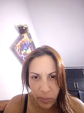 Snapshot of Antonellasex18 chatting on November 2025 04:33:02 AM Antonellasex18 online show from November 2025 04:33:02 AM