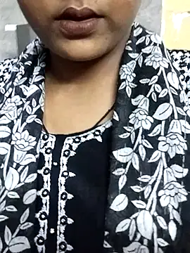 Snapshot of Laxmi_89 chatting on October 2025 06:05:02 PM Laxmi 89 online show from October 2025 06:05:02 PM